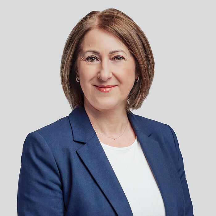 Portraitfoto Alexandra Mandl