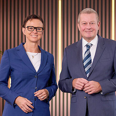 Gruppenfoto Margit Reiter und Michael Haselauer