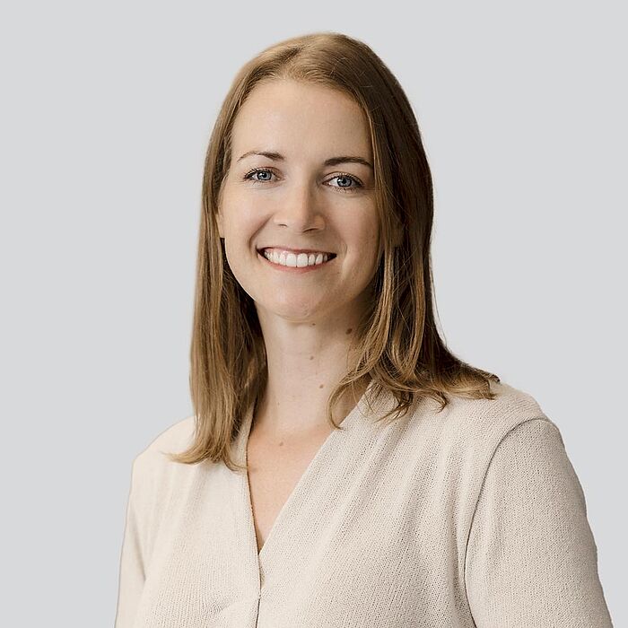Portraitfoto Mona Deutsch