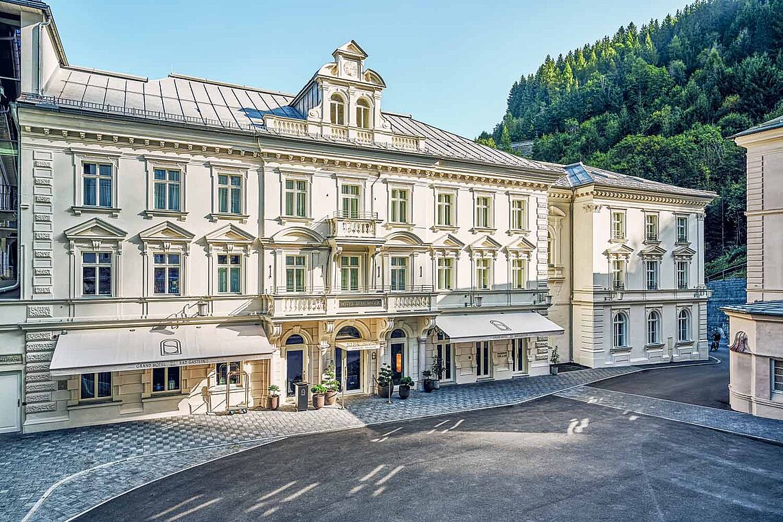 Fassade Straubinger Grand Hotel Bad Gastein am Straubingerplatz