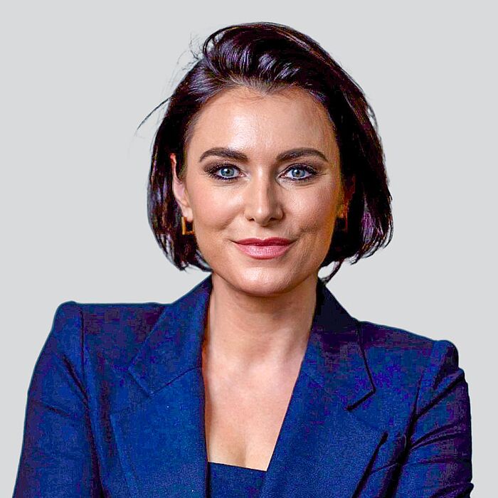 Portrait Elisabeth Köstinger