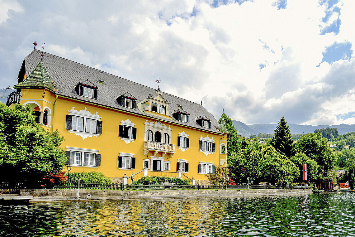 Außenansicht Schlosshotel See-Villa Millstatt