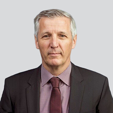 Portraitfoto Jürgen Schäfer