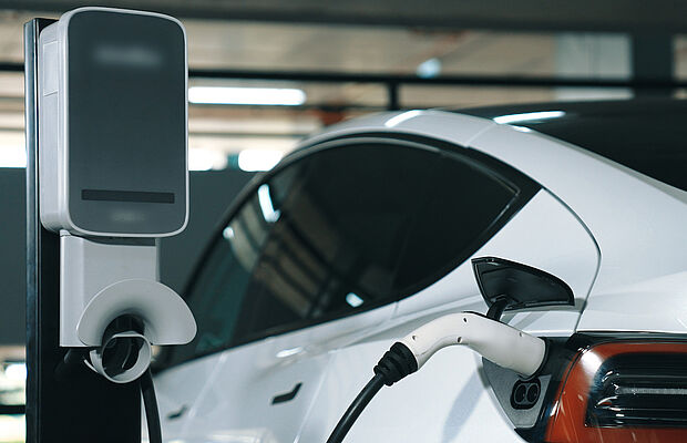 E-Auto in der Ladestation