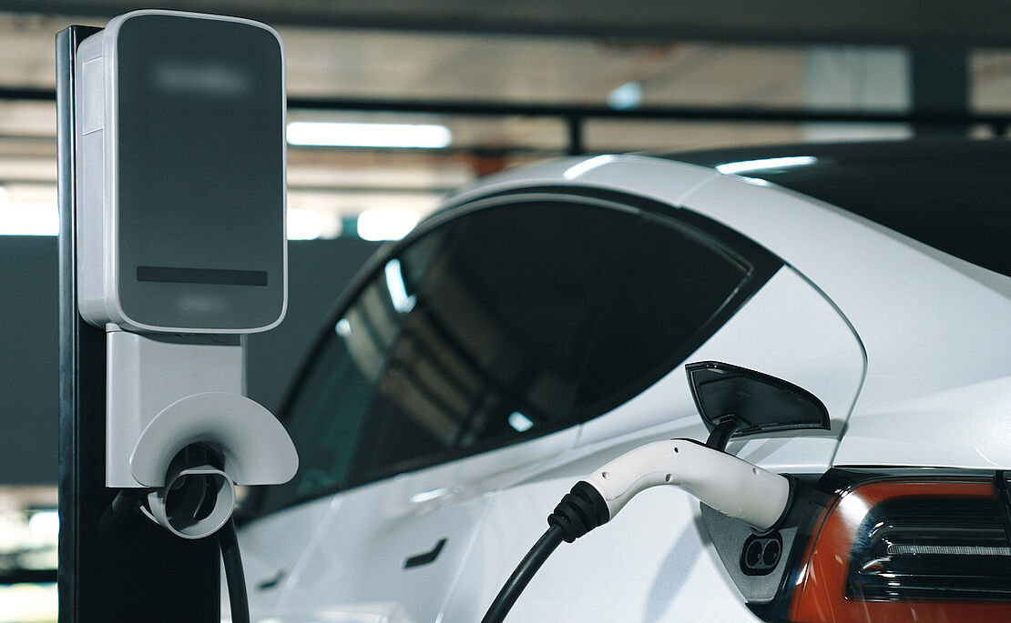 E-Auto in der Ladestation
