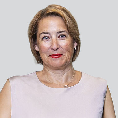 Portraitfoto Bettina Schuckert