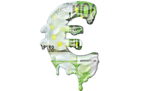 Eurozeichen optisch gefüllt mit einem Hundert-Euro-Schein