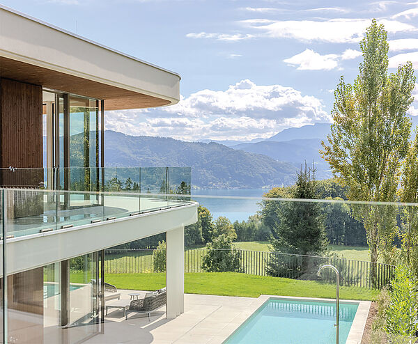 LUXUS MAISONETTE MIT ATTERSEE BLICK