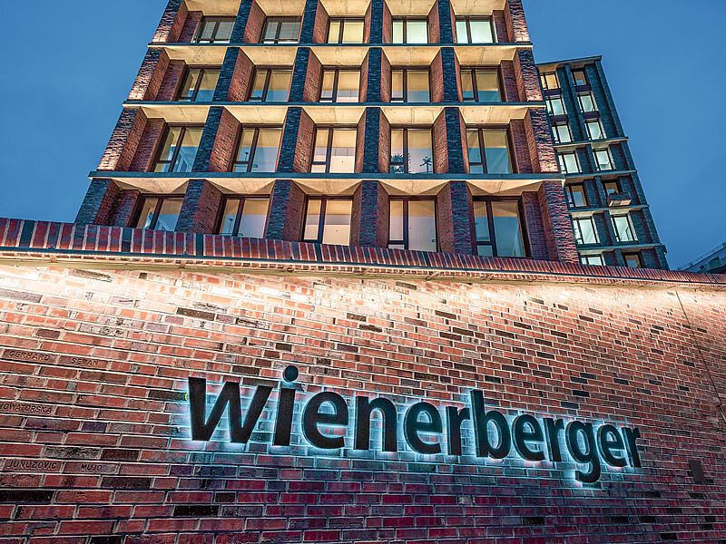 Wienerberger-Firmensitz mit Logo wienerberger