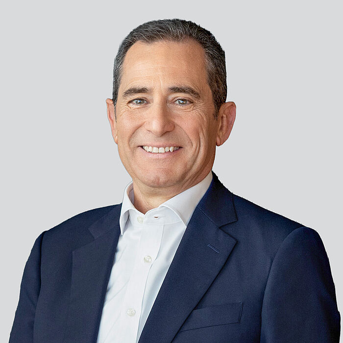 Portraitfoto Juan de Porras Aguirre