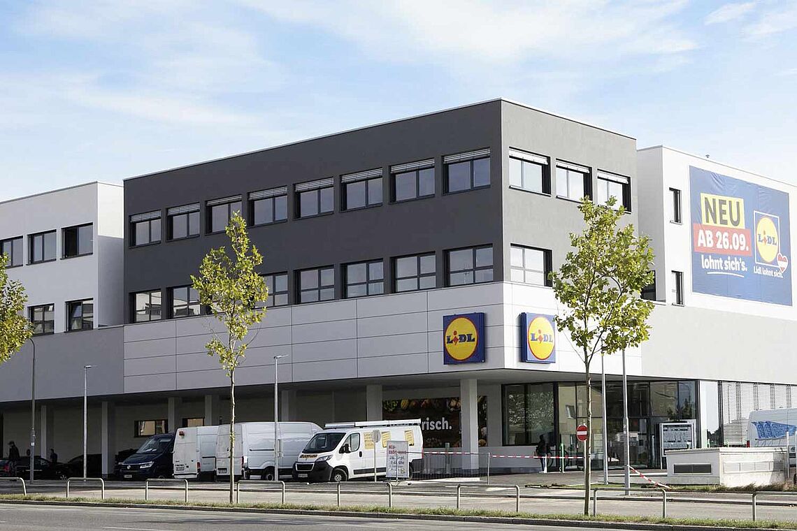 Lidl mit Überbauung