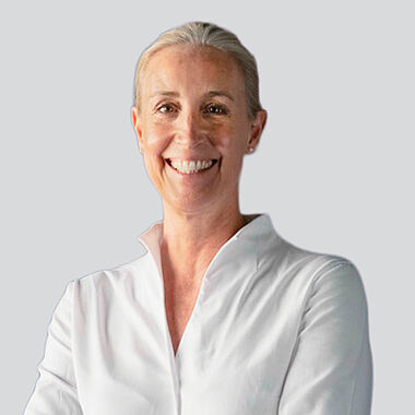 Portraitfoto Alexandra Schneider
