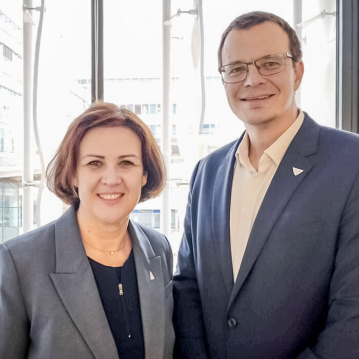 Gruppenfoto Karin Schlemaier und Marcus Paryzek