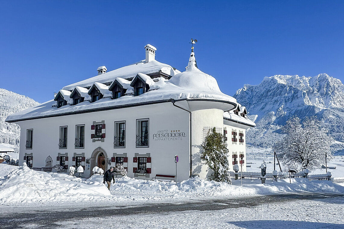 Winteransicht auf Ansitz Felsenheim Aparthotel