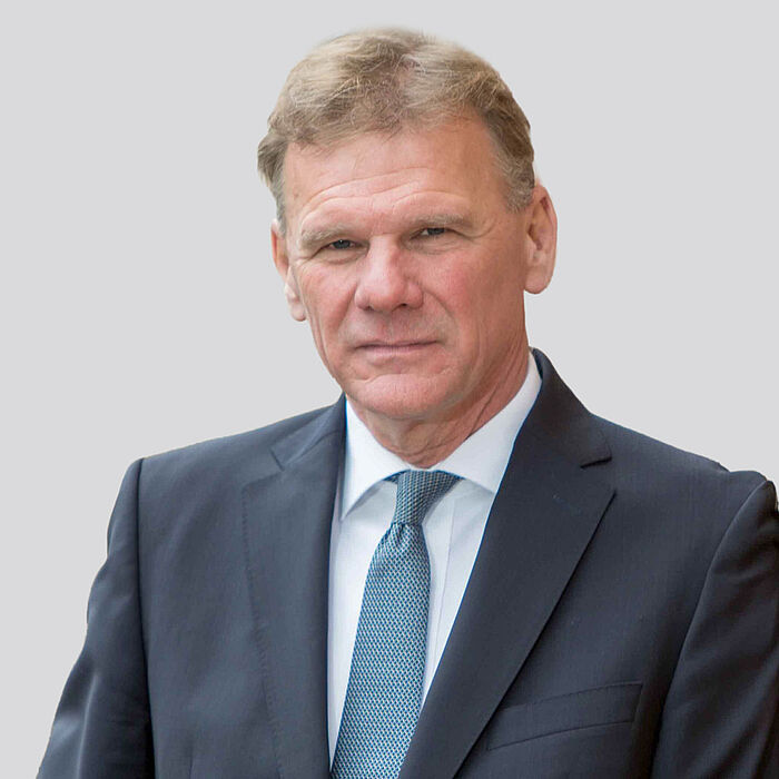 Portraitfoto Michael Strebl