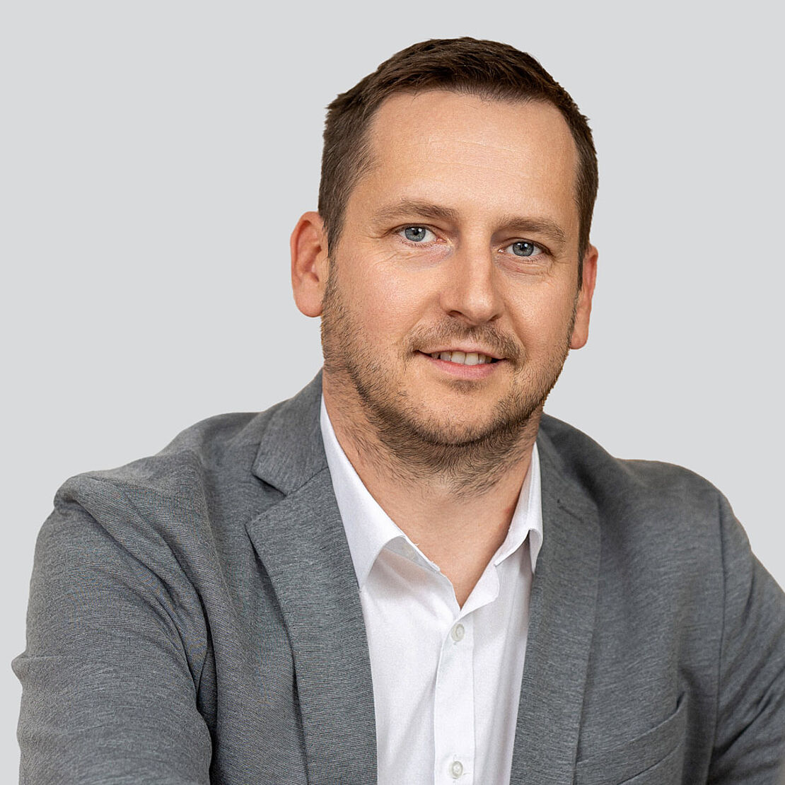 Portraitfoto Marjan Hudoklin