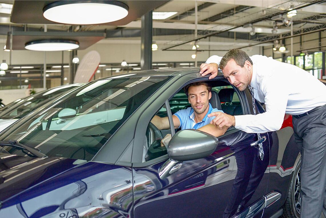 Leasing versus Kredit: Welche Kfz-Finanzierung ist günstiger?