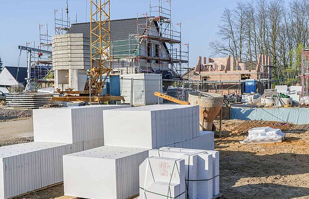 Baustelle, Haus im Rohbau