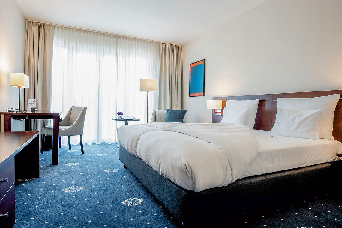 Zimmer im Hotel Vier Jahreszeiten Starnberg