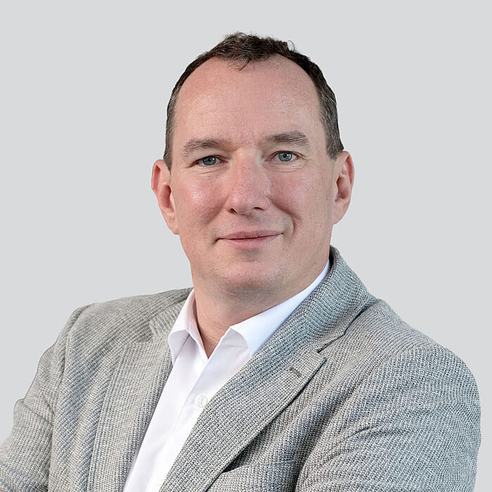 Portraitfoto Bernd Loacker