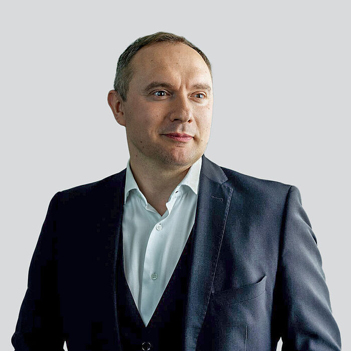 Portraitfoto Patrik Grandits