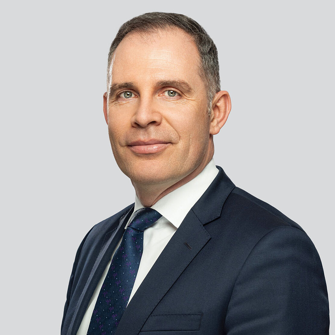 Portraitfoto David Kovačič