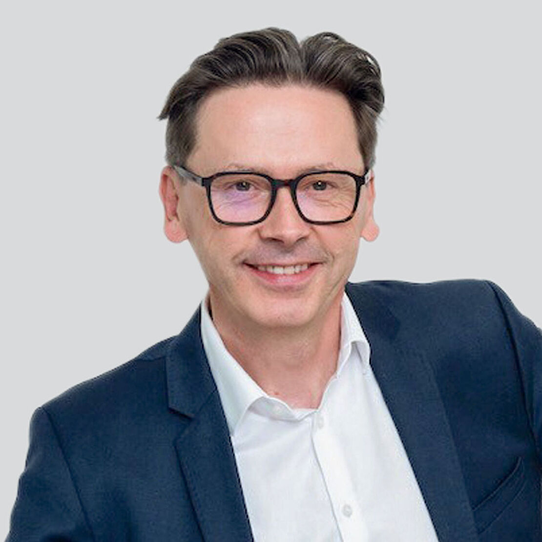 Portraitfoto Thomas Pöchheim