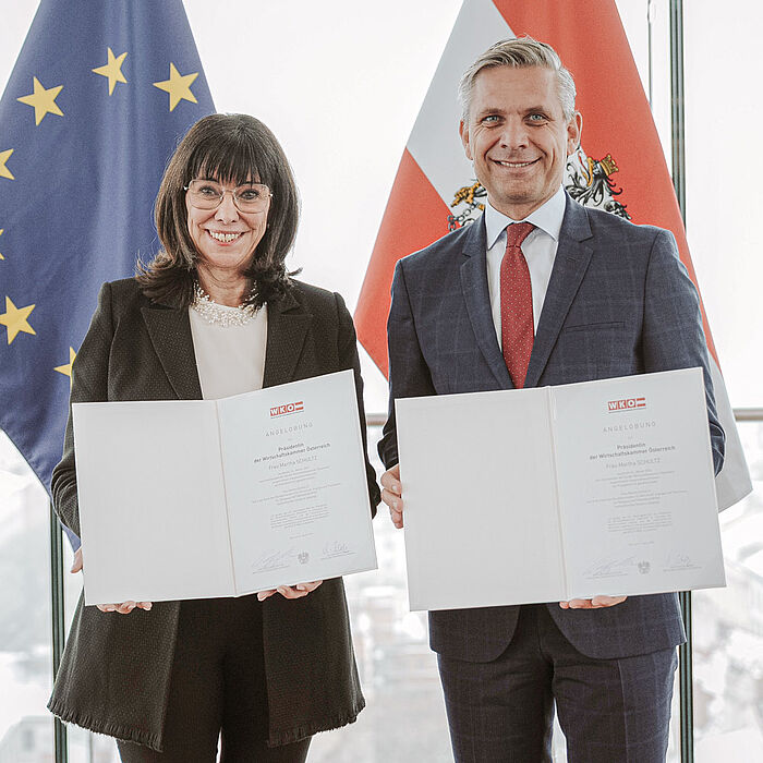 Gruppenfoto Martha Schultz und Wolfgang Hattmannsdorfer
