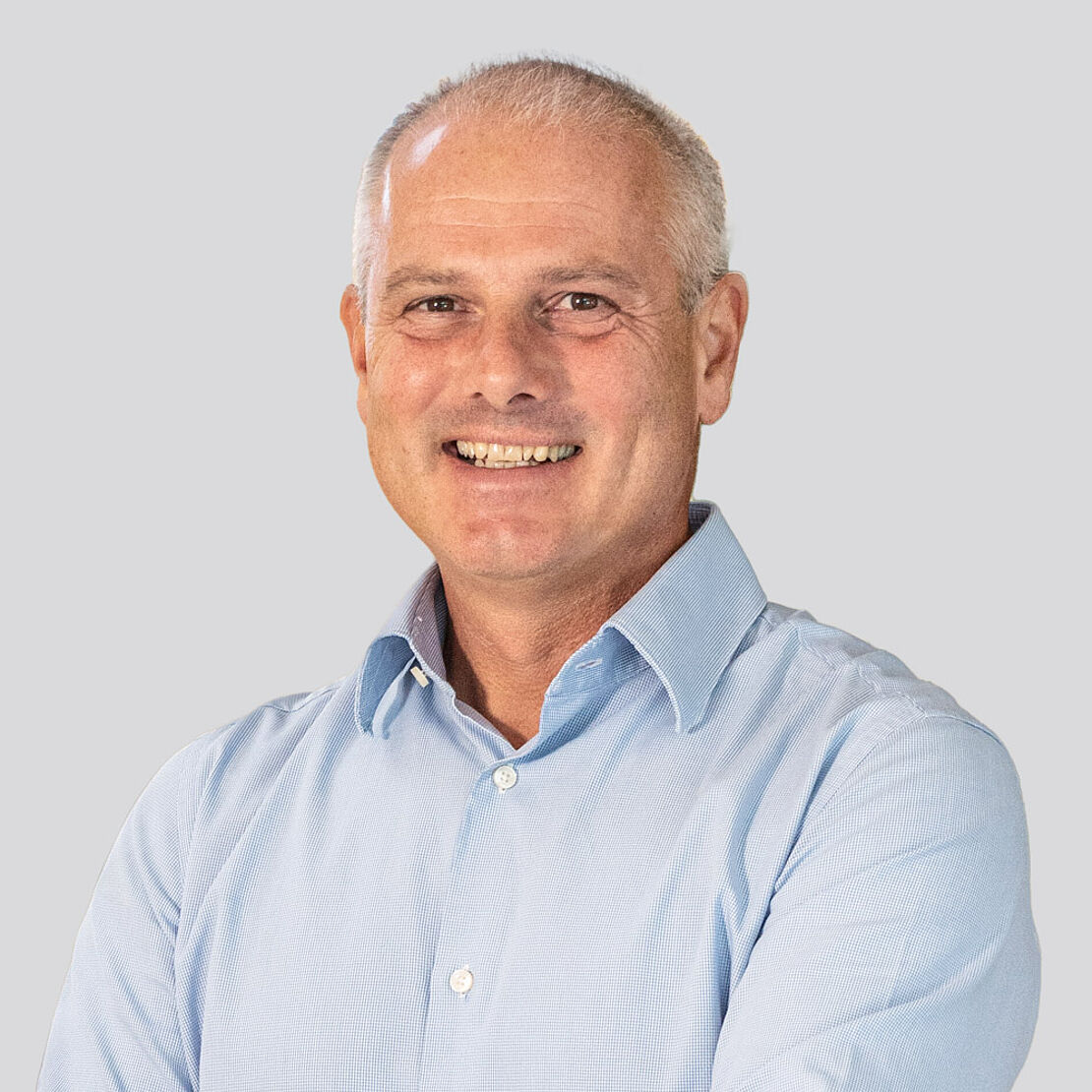 Portraitfoto Andreas Mahder