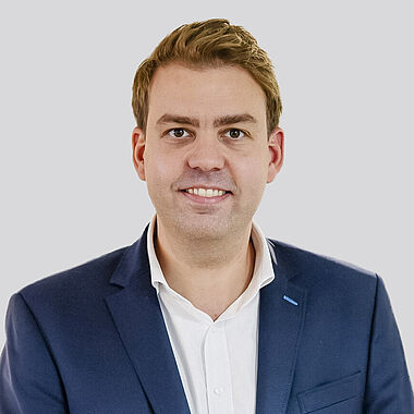 Portraitfoto Jan Süßmeir