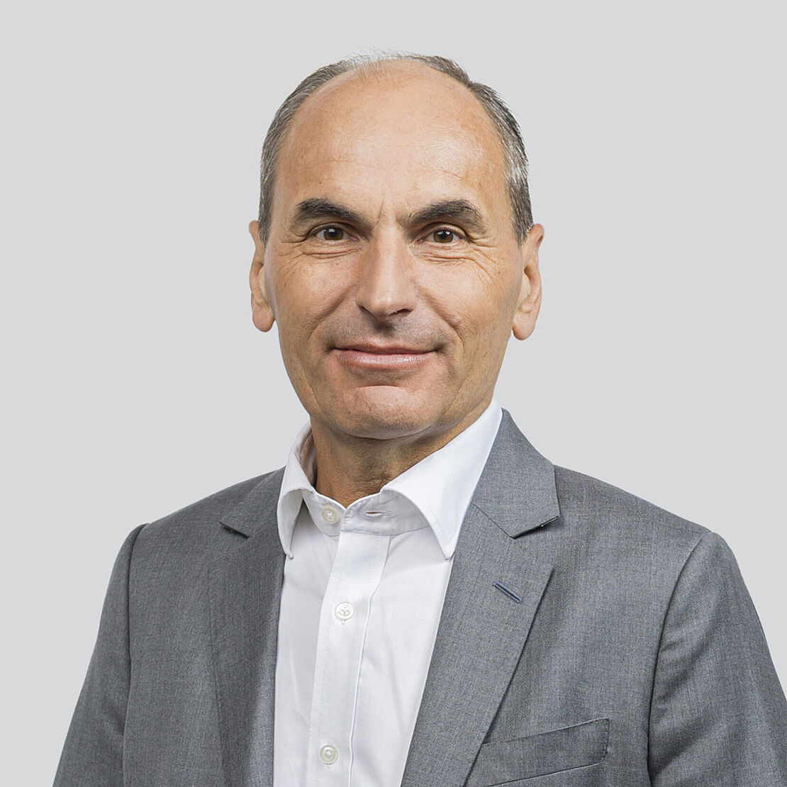 Portraitfoto Georg Kasperkovits