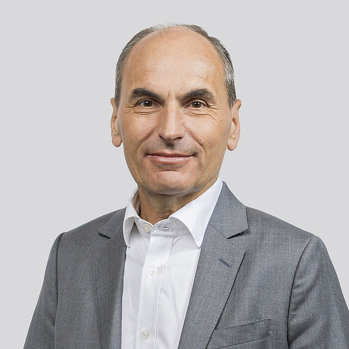 Portraitfoto Georg Kasperkovits