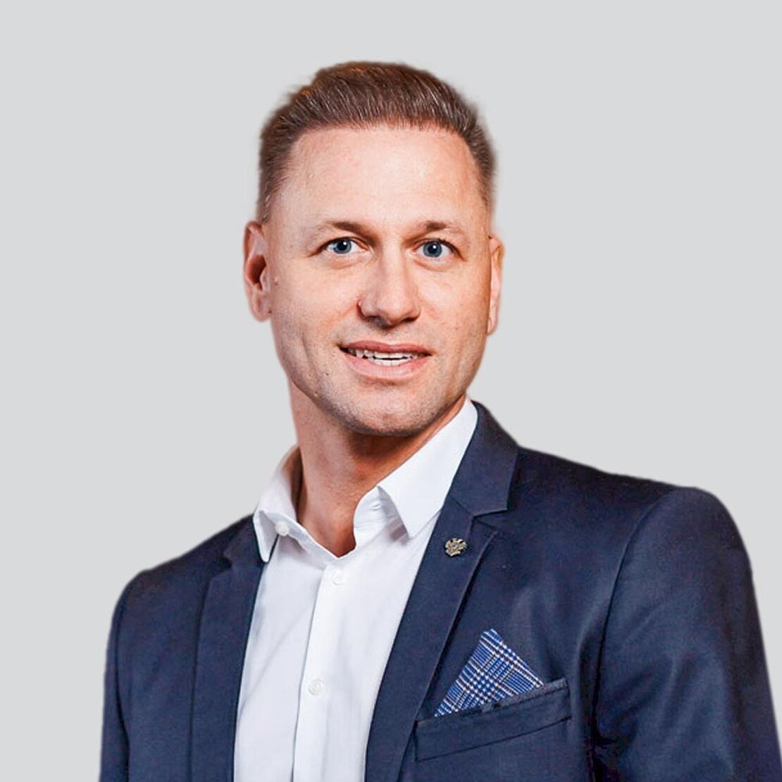 Portraitfoto Florian Czink