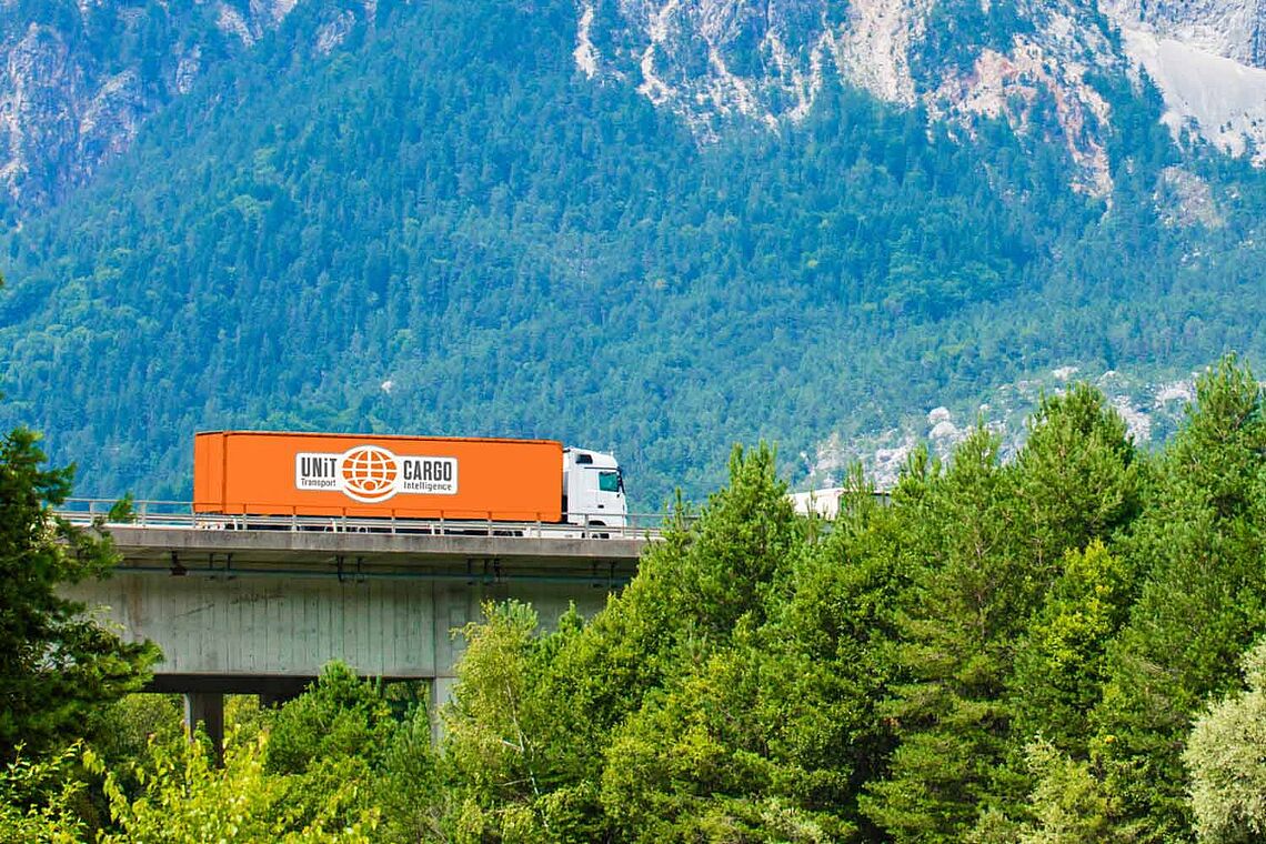 Transporter von UnitCargo