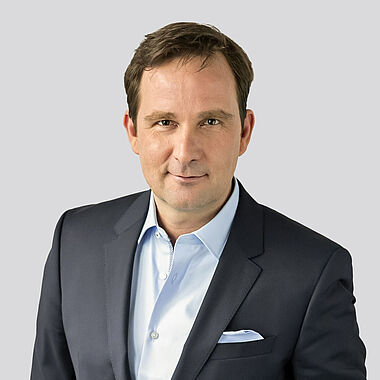 Portraitfoto Hermann Erlach