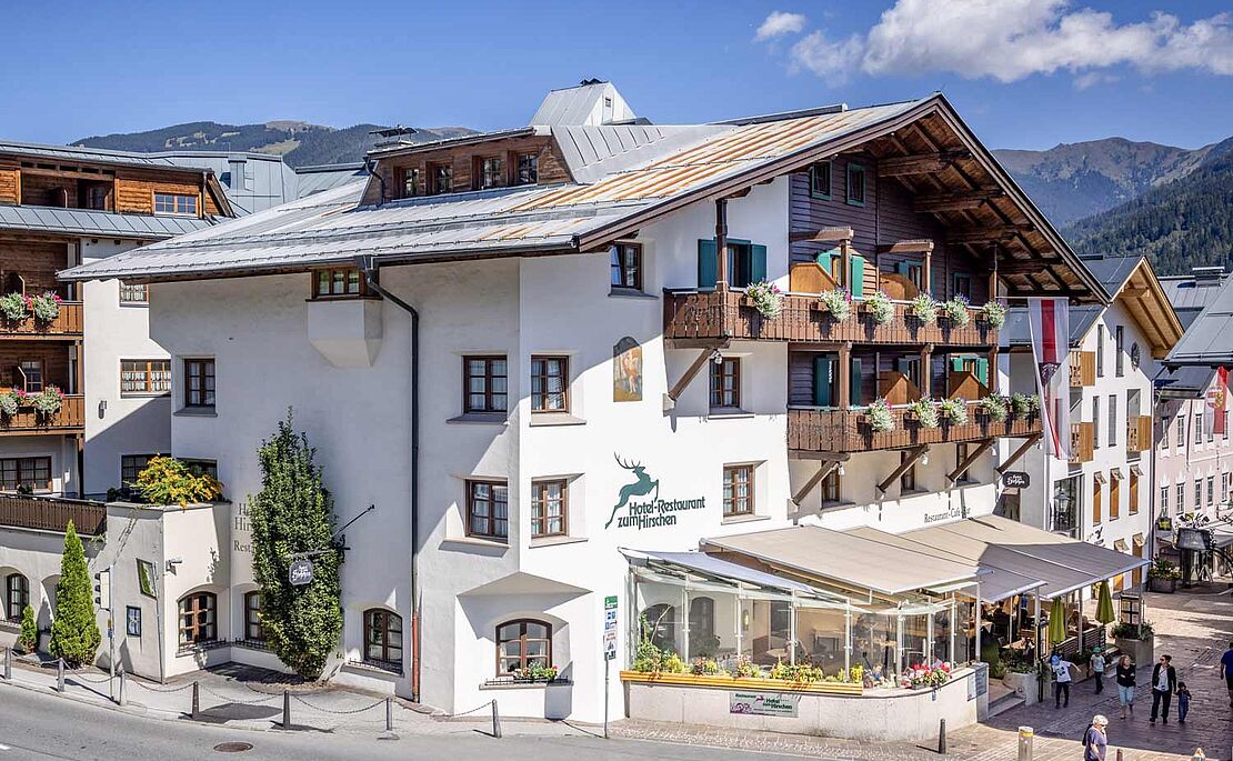 Außenansicht Hotel zum Hirschen Zell am See-Kaprun