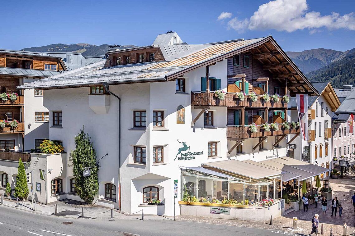 Außenansicht Hotel zum Hirschen Zell am See-Kaprun