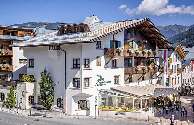Außenansicht Hotel zum Hirschen Zell am See-Kaprun