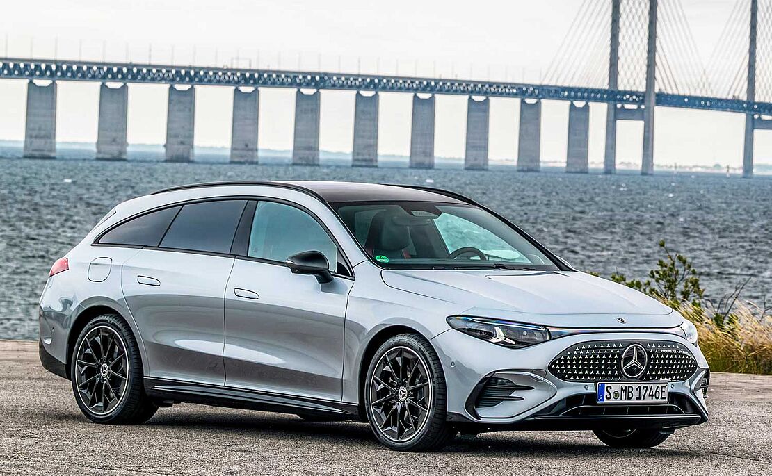 Silber Mercedes CLA EQ 250+/350 4Matic