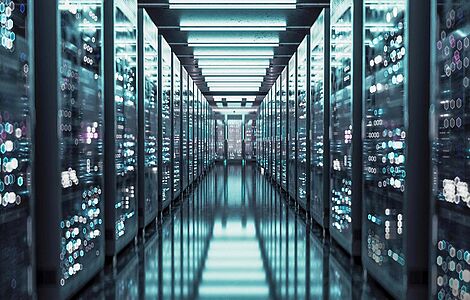 Gang in einem Datenspeicherlager