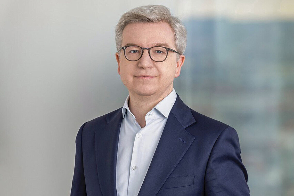 Neuer RBI-CEO investiert zum Auftakt