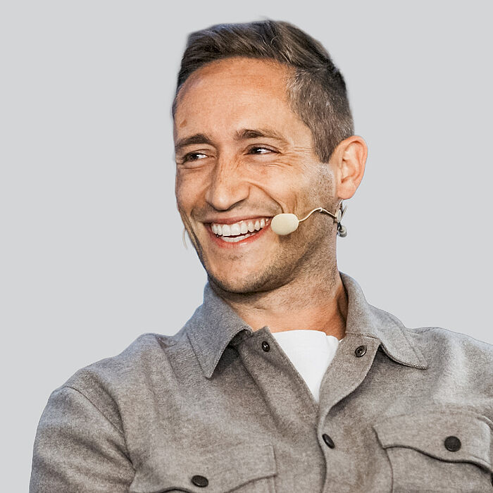 Portraitfoto Dominik Beier