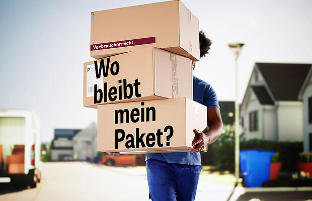 Bote mit vielen Paketen
