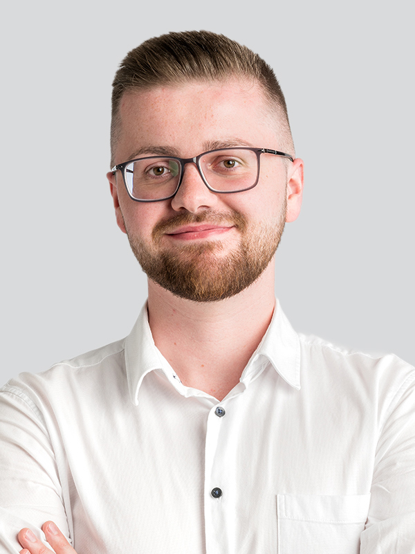 Foto Kurt Akalin